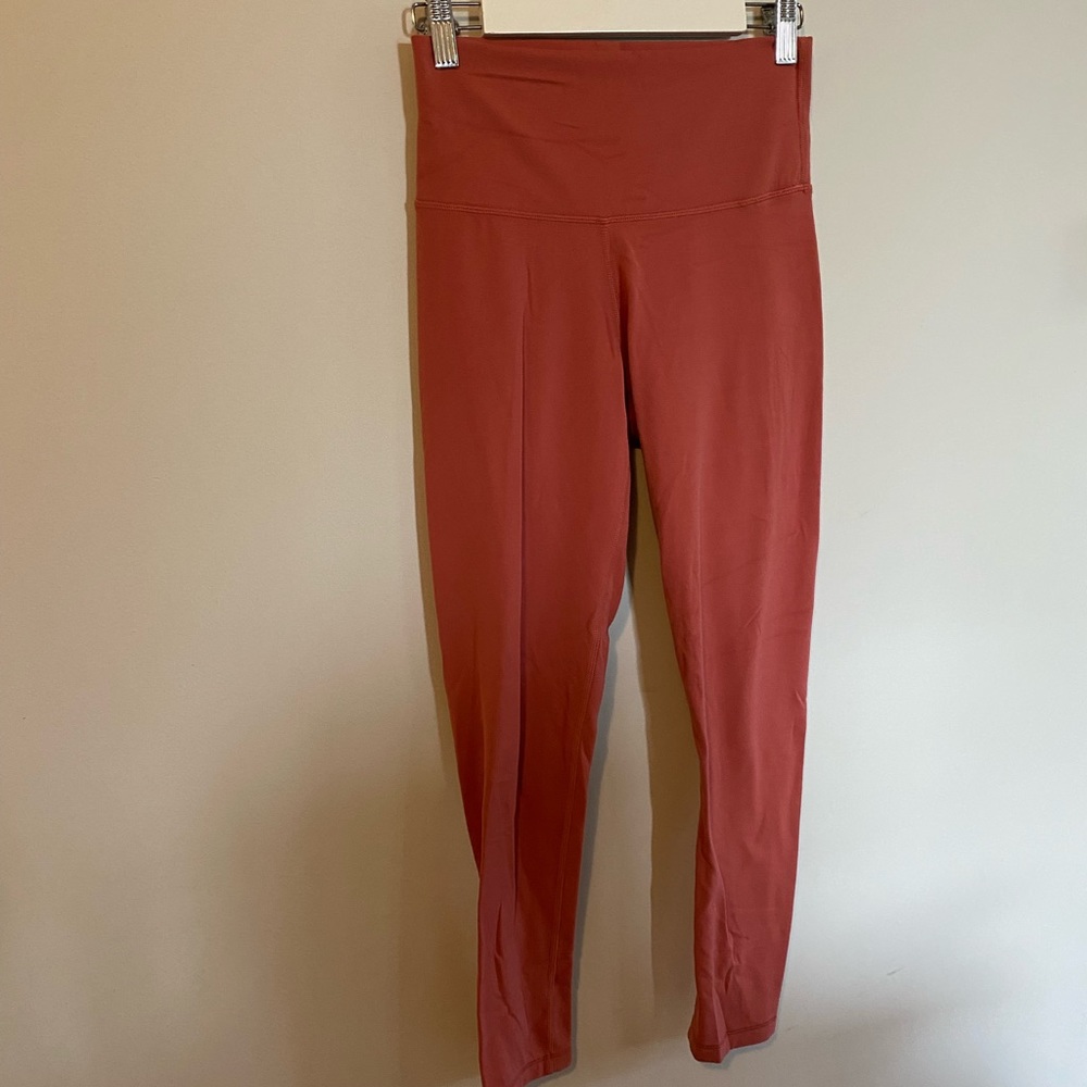 Aritzia Babaton butter leggings - warm sienna red